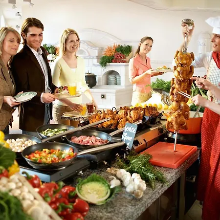 Hotel Landzeit Restaurant Voralpenkreuz Sattledt