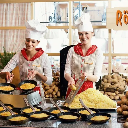 Hotell Landzeit Restaurant Voralpenkreuz Sattledt