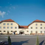 Otel Landzeit Restaurant Voralpenkreuz